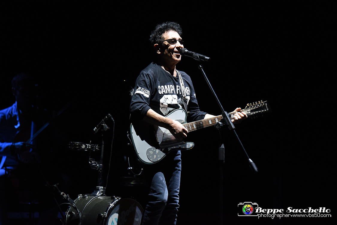 VBS_3967 - Concerto Edoardo Bennato - Peter Pan Rock 'n' Roll Tour.jpg